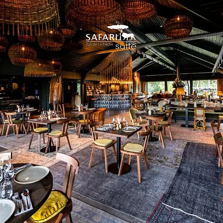 Safari Suite Lions Zoo De La Fleche ホテル *